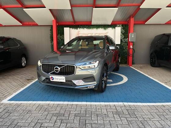 VOLVO XC60 2.0 T5 GASOLINA MOMENTUM AWD GEARTRONIC VOLVO XC60 2.0 T5 GASOLINA MOMENTUM AWD GEARTRONIC